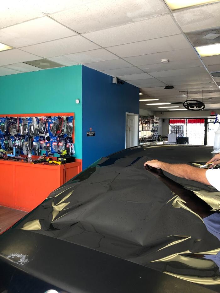 Images Sounds Amazing & Tint