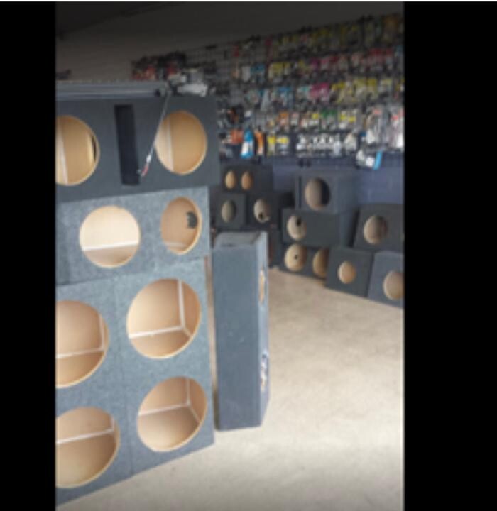 Images Sounds Amazing & Tint