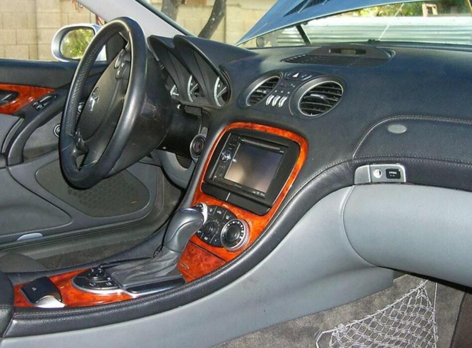 Images Sounds Amazing & Tint