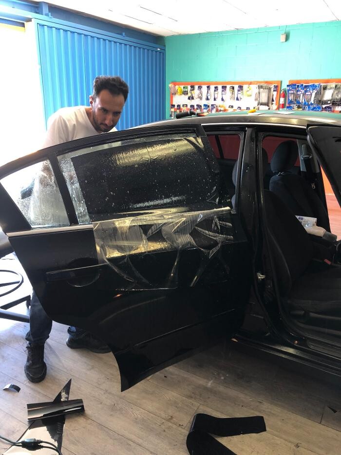 Images Sounds Amazing & Tint