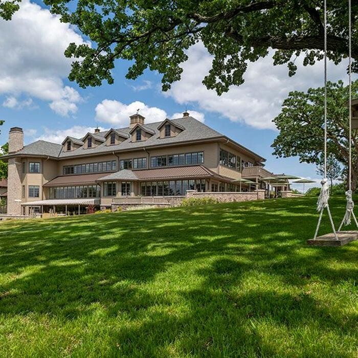 Images The Commodore - A Bartolotta Restaurant