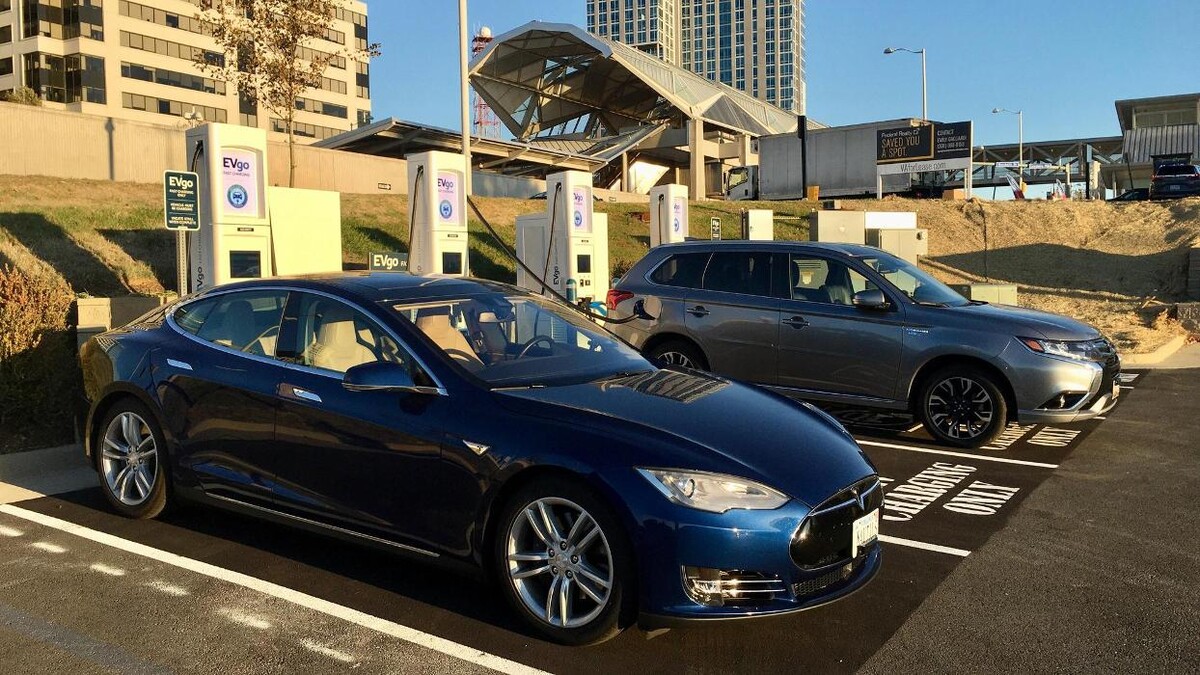 Images EVgo Car Charging Station