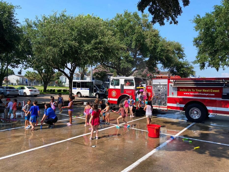 Images Fantastic Fire Department-Houston