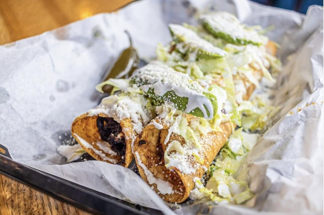 Images Mas Street Tacos
