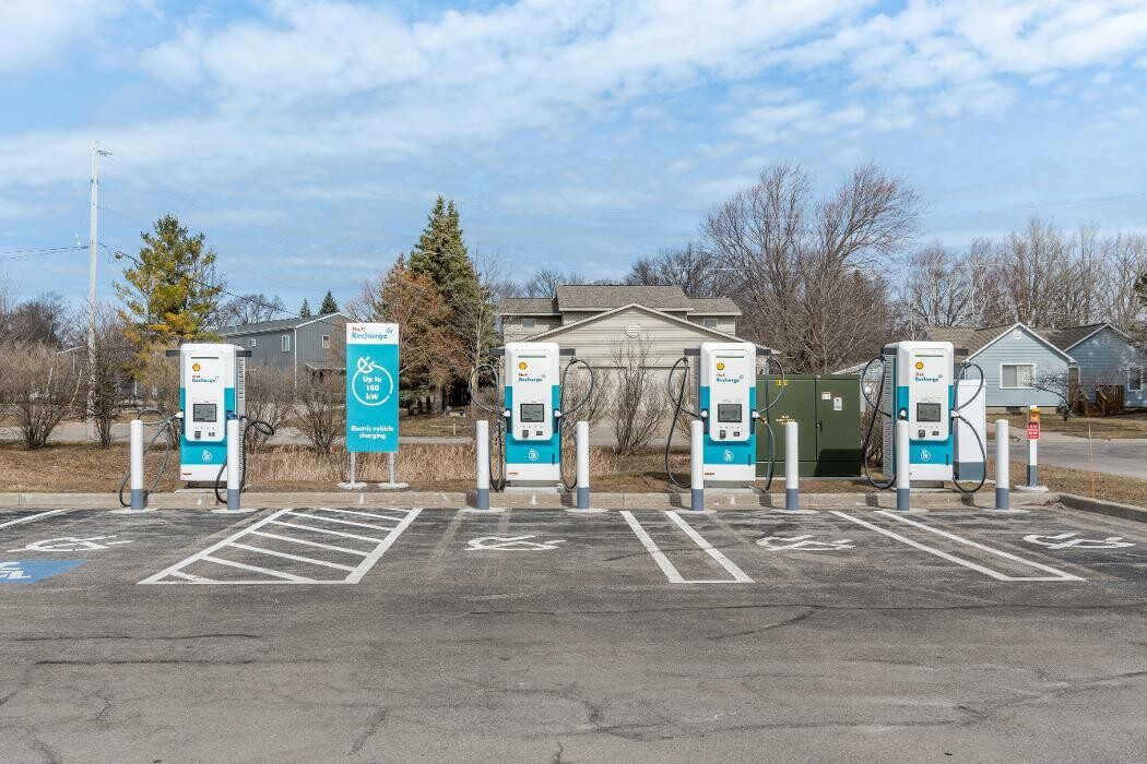 Images Shell Recharge Charging Station