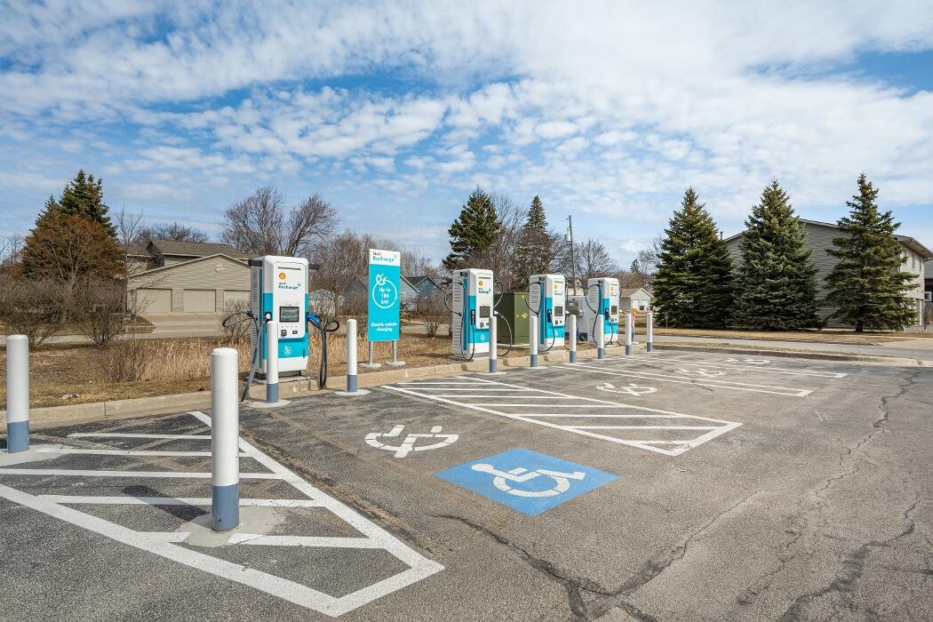 Images Shell Recharge Charging Station