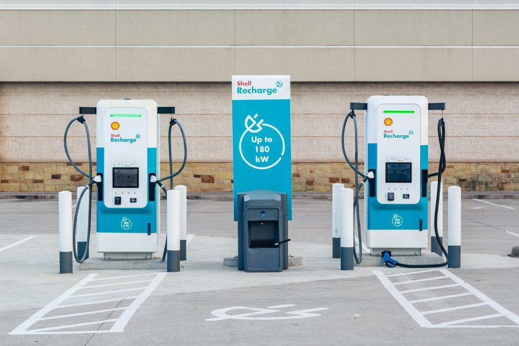 Images Shell Recharge Charging Station