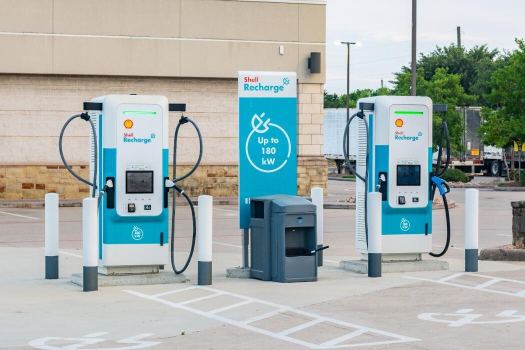 Images Shell Recharge Charging Station