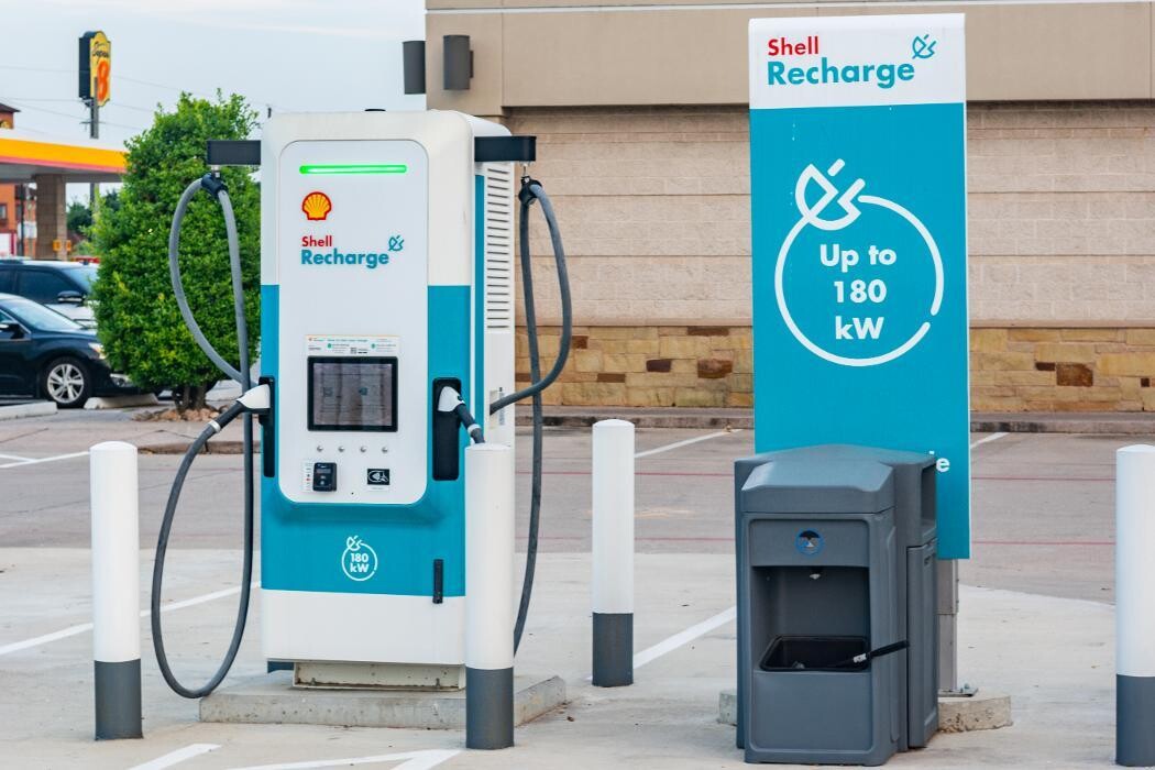 Images Shell Recharge Charging Station