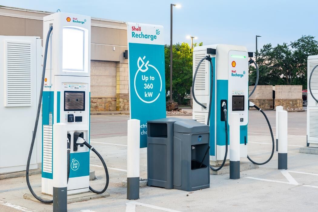 Images Shell Recharge Charging Station