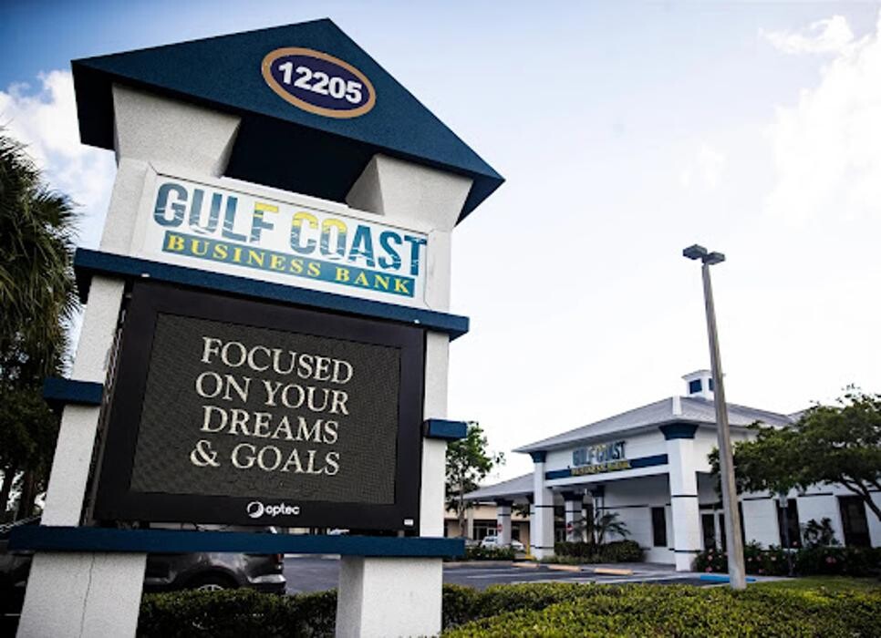 Images Gulf Coast Business Bank