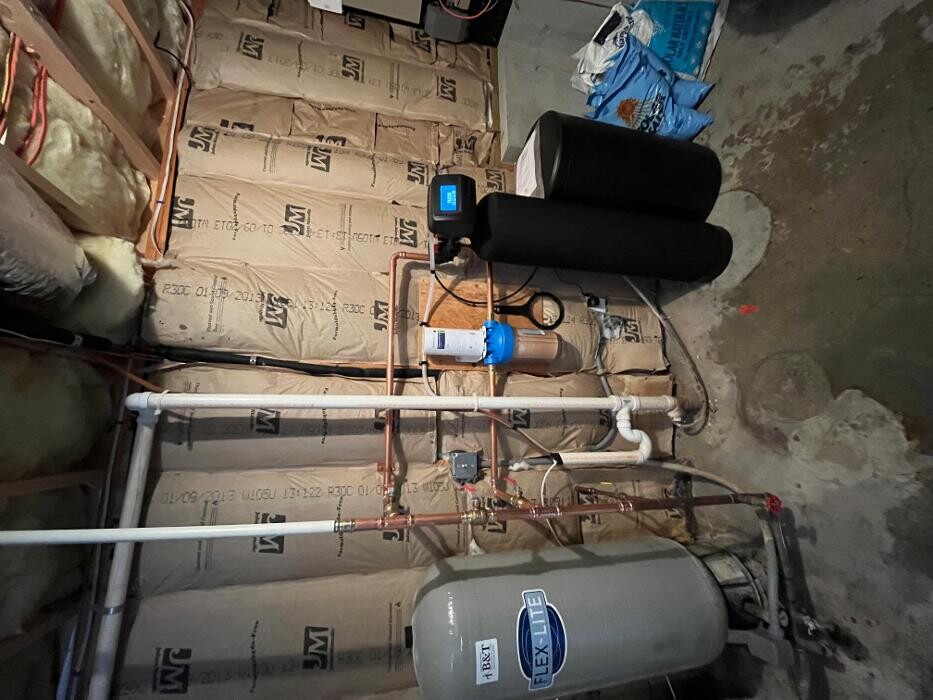 Images B&T Pump and Well Service, Inc