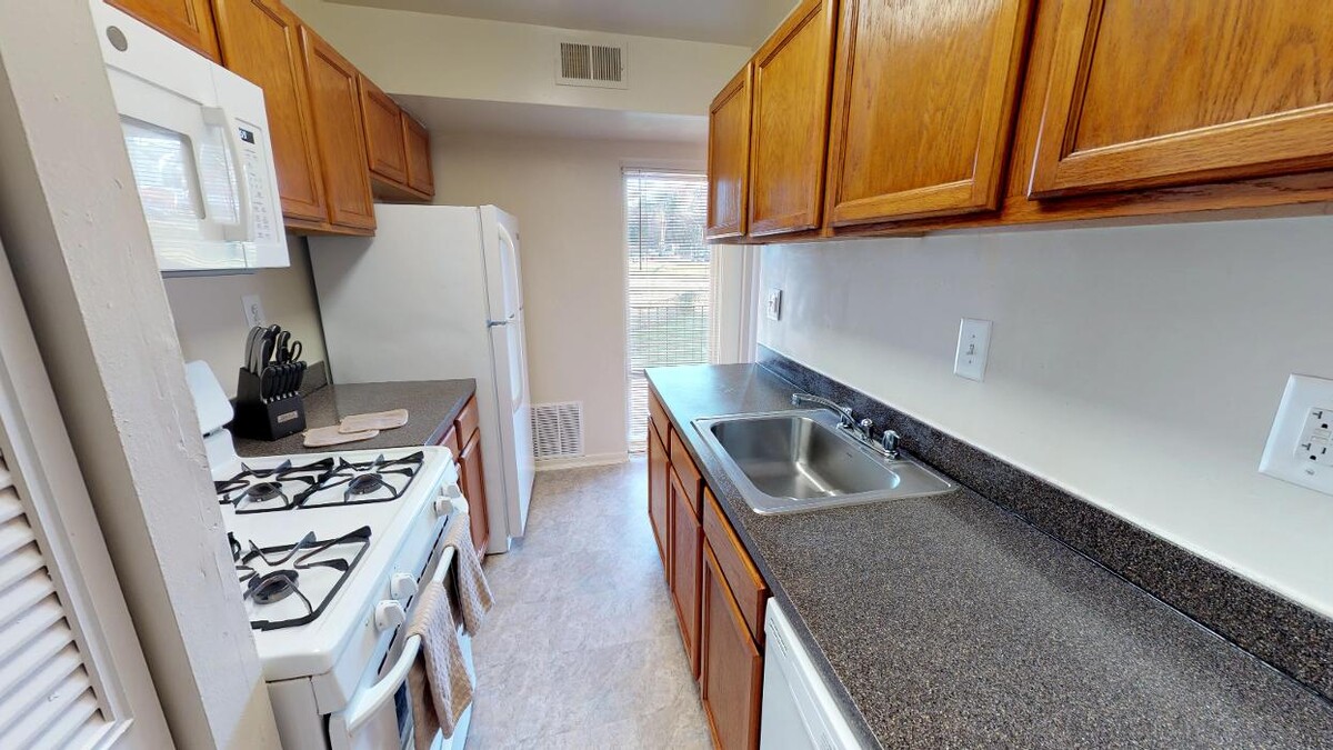 Images New Carrollton Woods