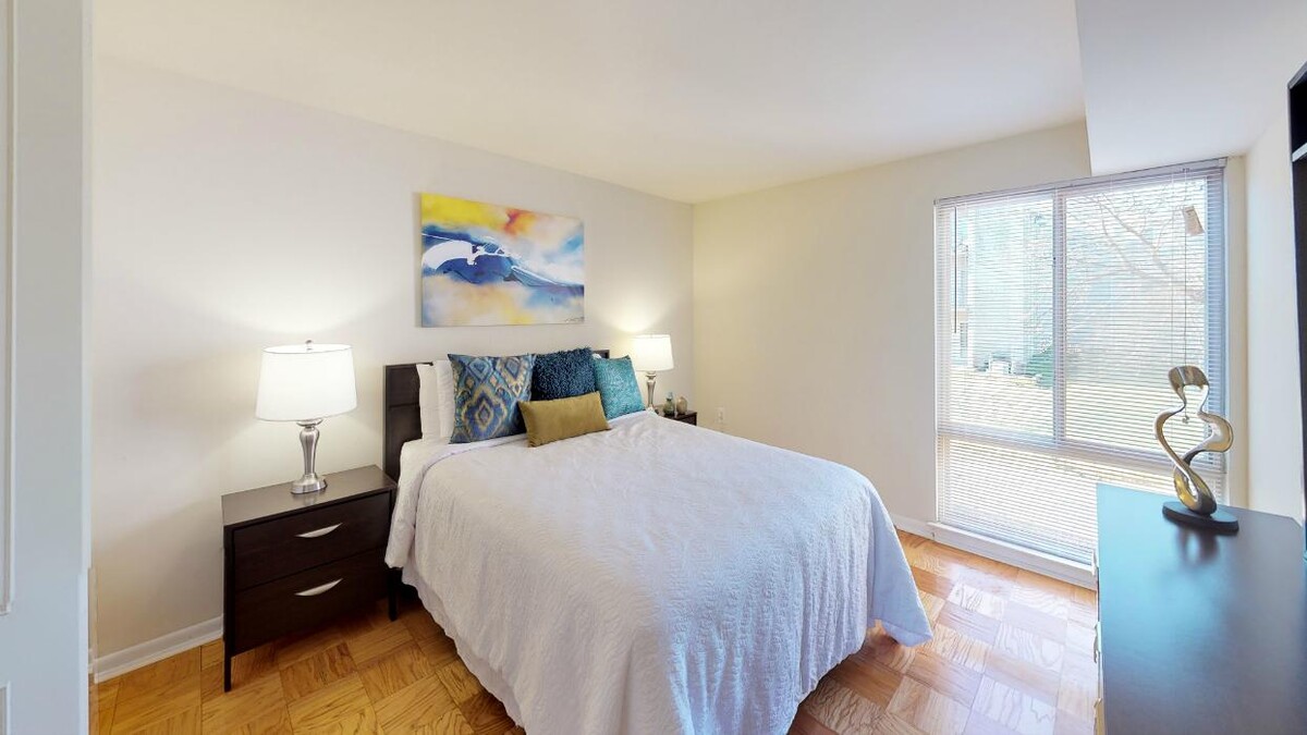 Images New Carrollton Woods