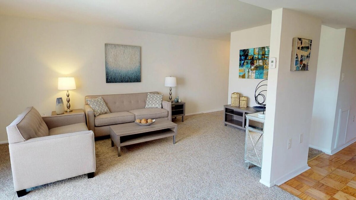 Images New Carrollton Woods