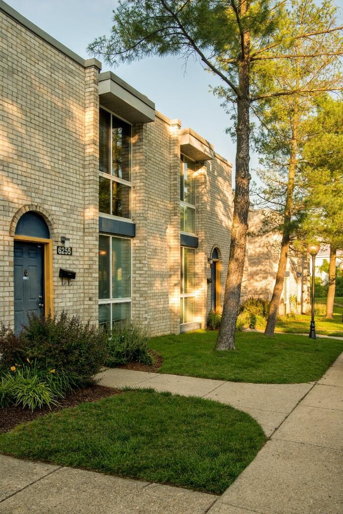 Images New Carrollton Woods