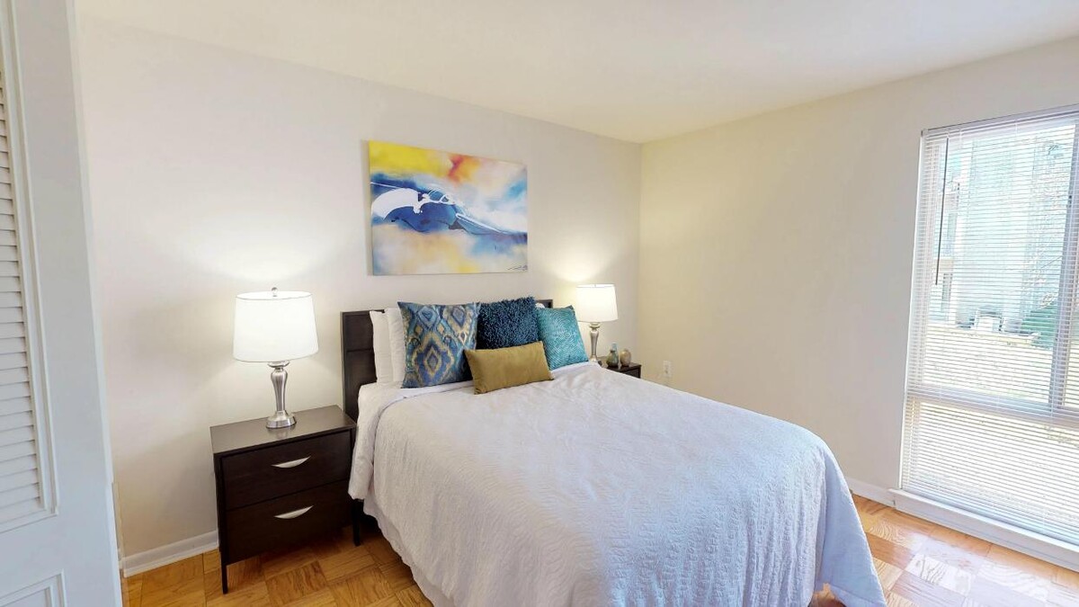 Images New Carrollton Woods