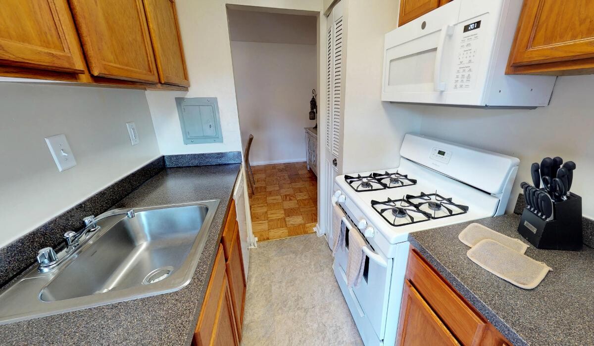 Images New Carrollton Woods