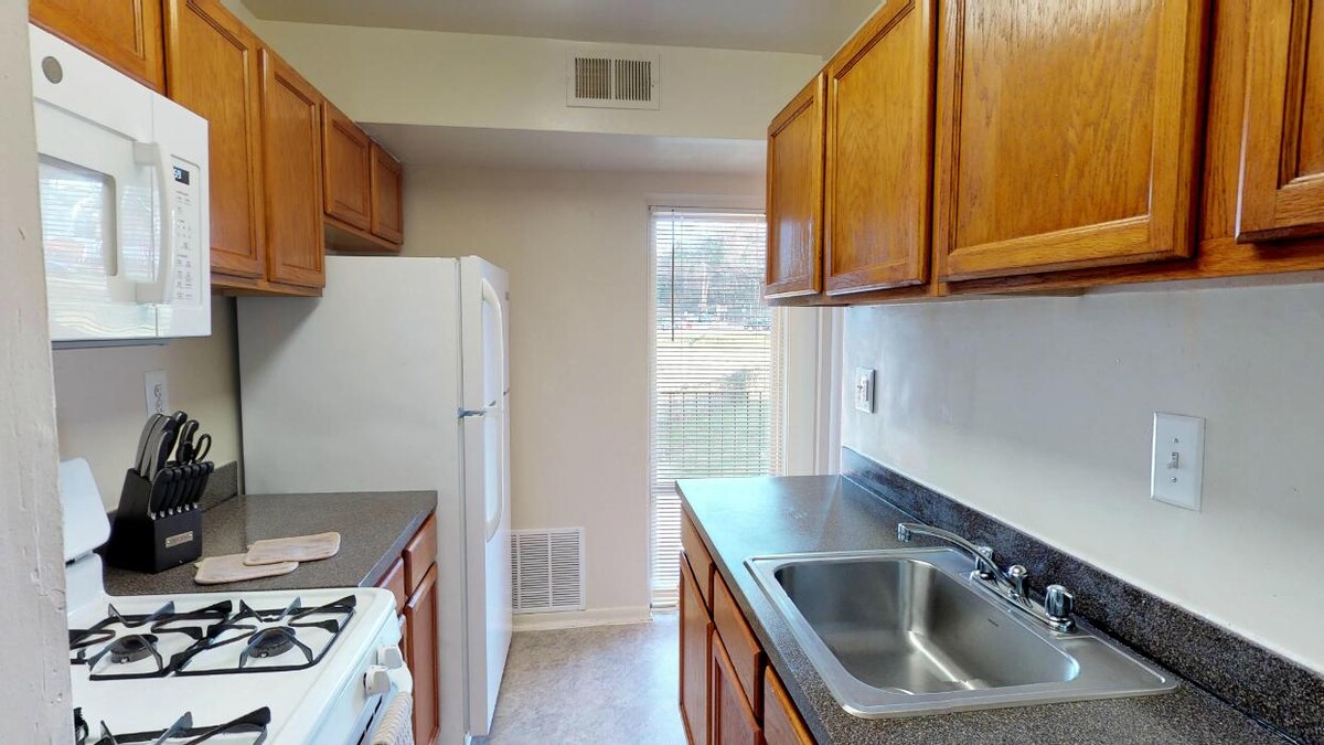 Images New Carrollton Woods