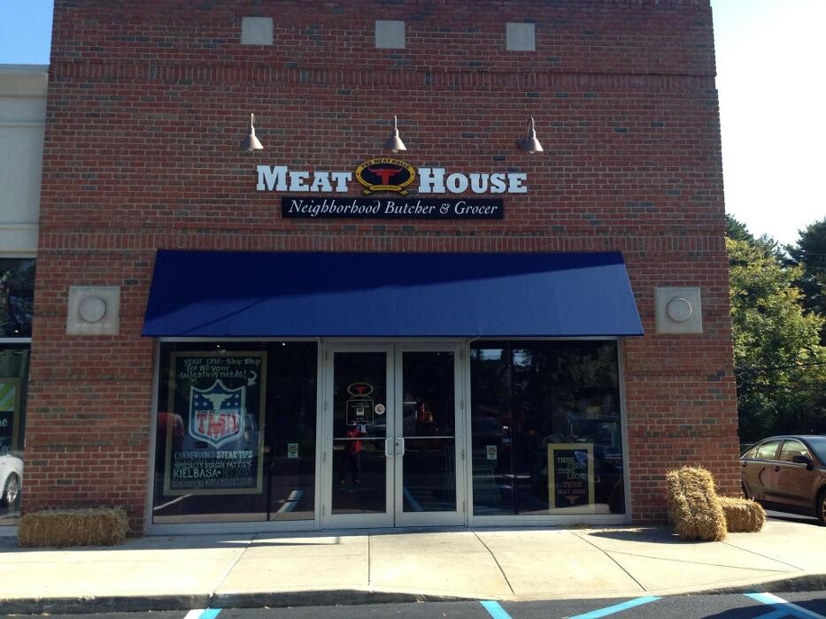 Images Mineola Signs and Awnings