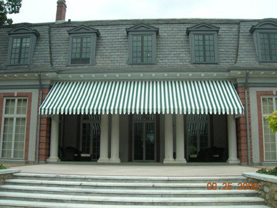 Images Mineola Signs and Awnings