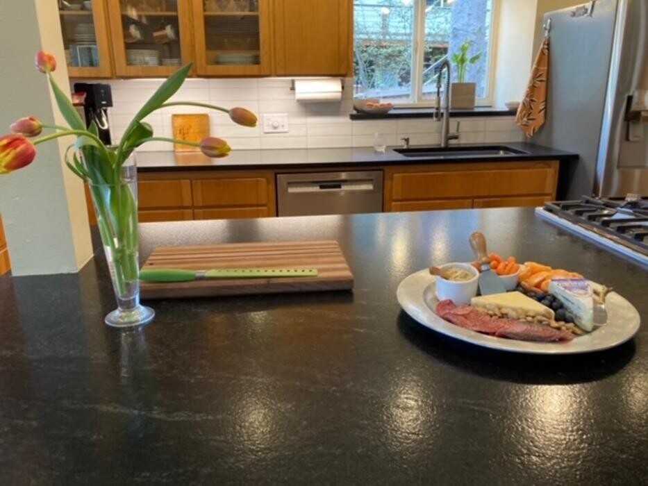 Images NorthWest Granite & Flooring