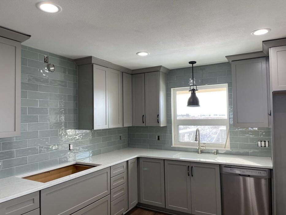 Images NorthWest Granite & Flooring
