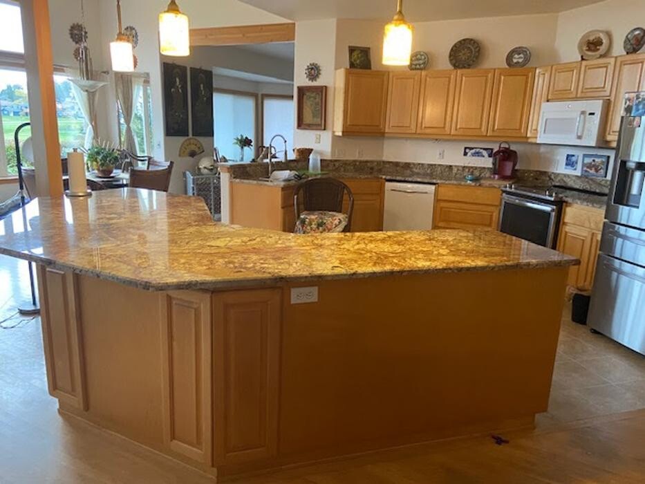 Images NorthWest Granite & Flooring