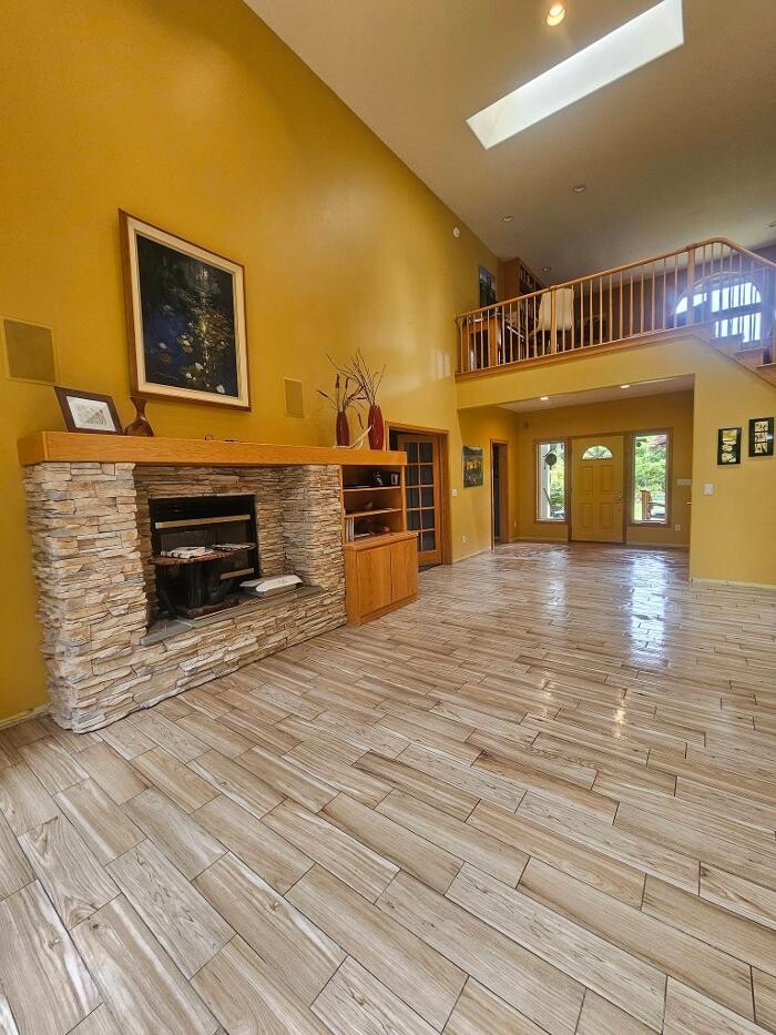 Images NorthWest Granite & Flooring