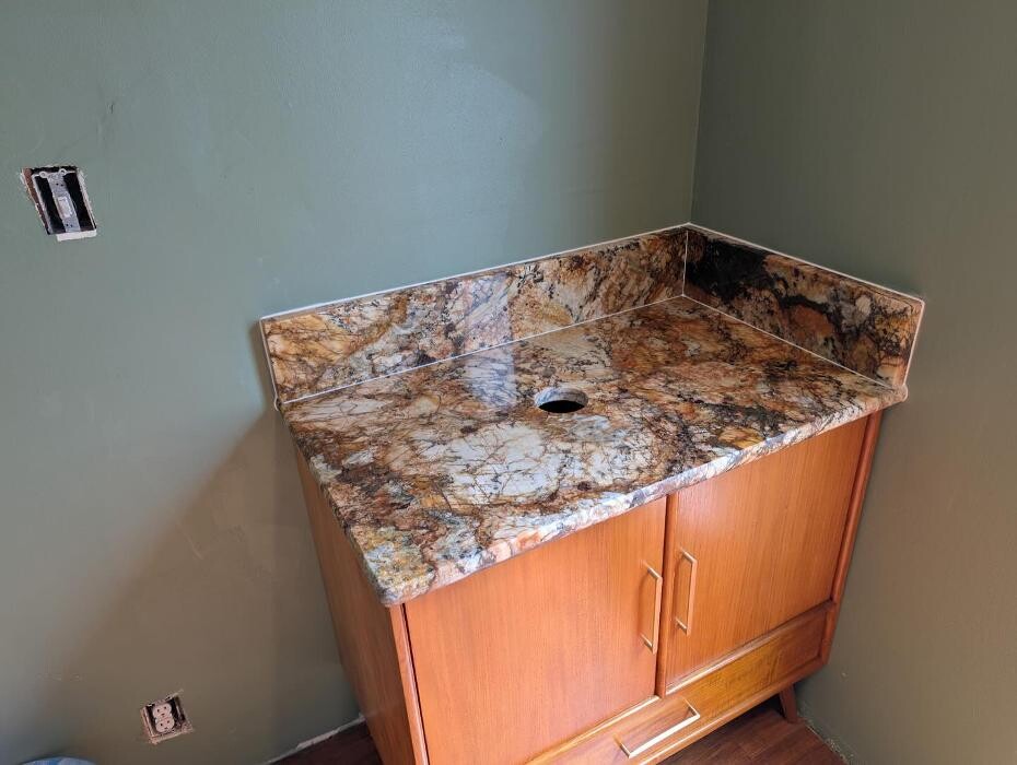 Images NorthWest Granite & Flooring