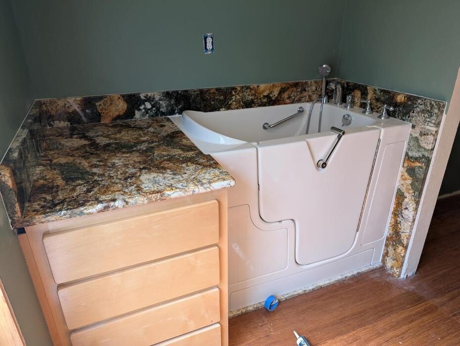 Images NorthWest Granite & Flooring