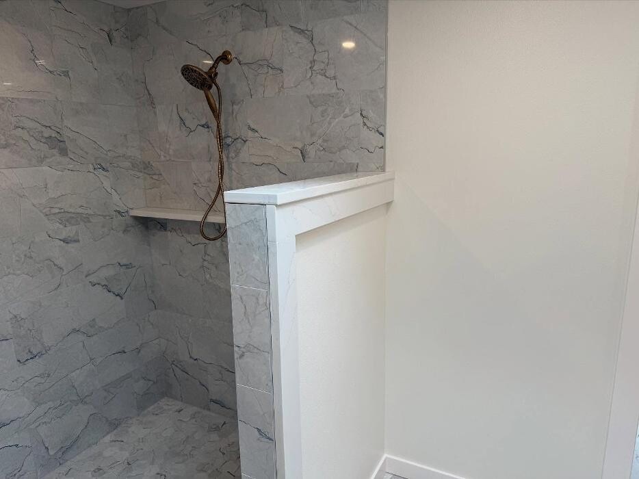 Images NorthWest Granite & Flooring