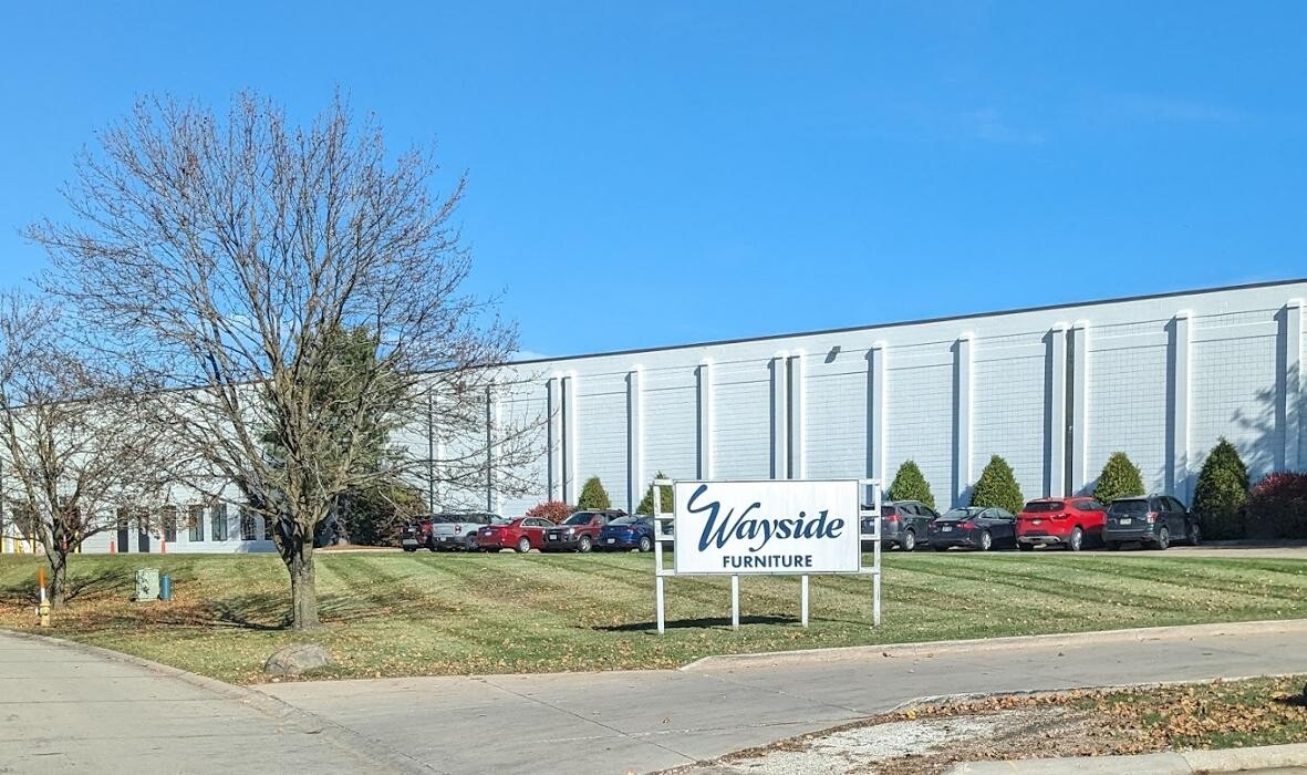 Images Wayside Furniture & Mattress - Warehouse