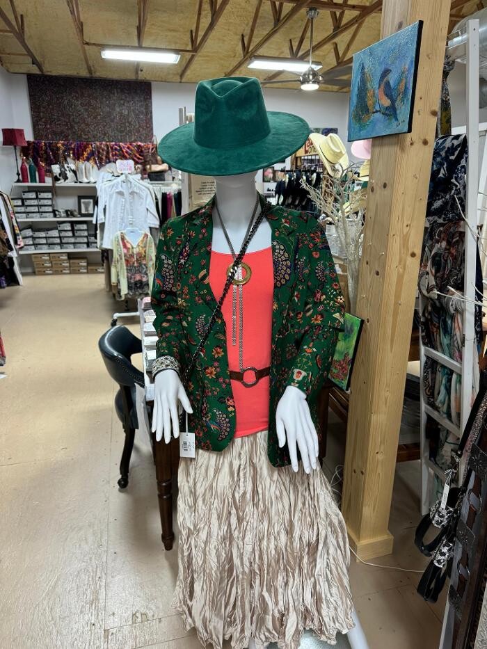 Images Mercer Street Chic Boutique & Art Gallery