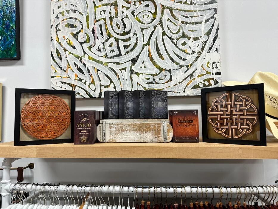 Images Mercer Street Chic Boutique & Art Gallery