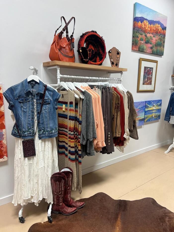 Images Mercer Street Chic Boutique & Art Gallery