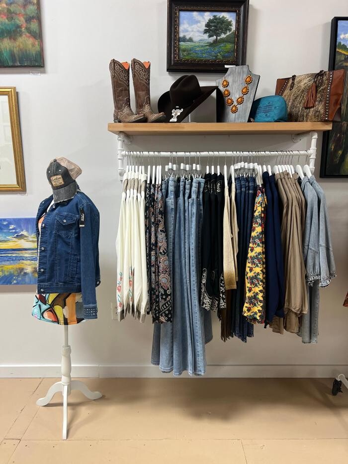 Images Mercer Street Chic Boutique & Art Gallery