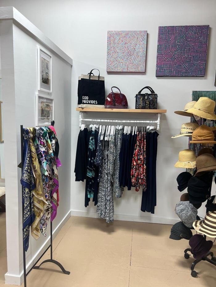 Images Mercer Street Chic Boutique & Art Gallery