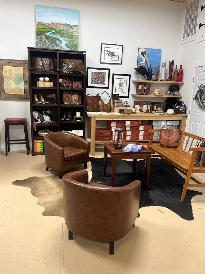 Images Mercer Street Chic Boutique & Art Gallery