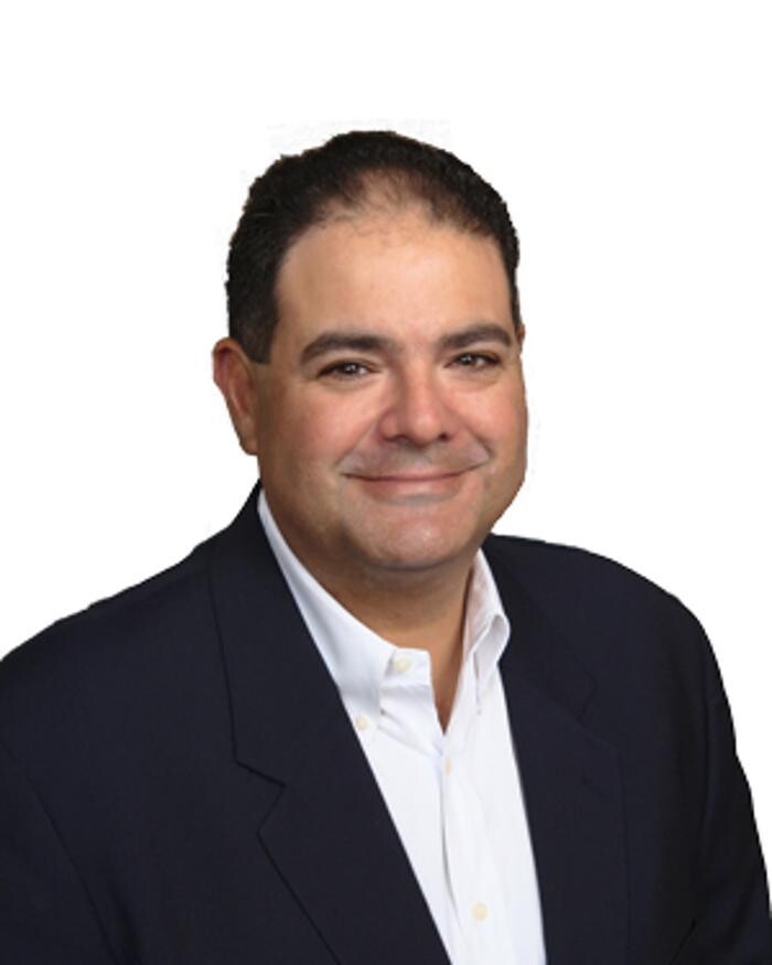 Images Ruben A. Cruzpino-Bilingual Loan Officer