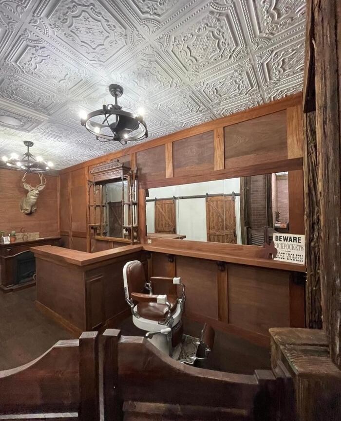 Images Naked Cowgirl Salon