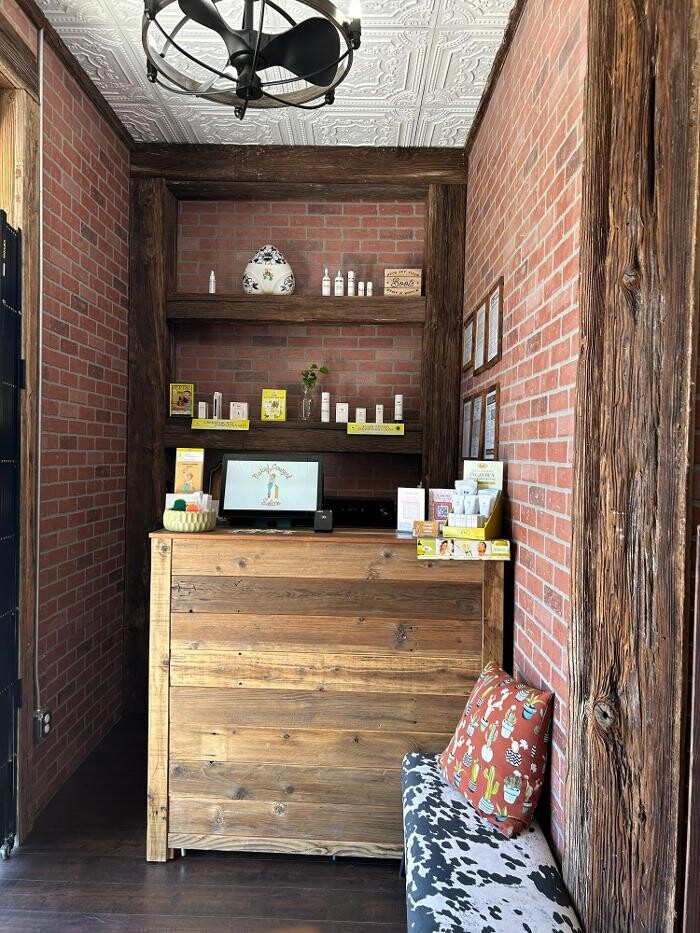 Images Naked Cowgirl Salon