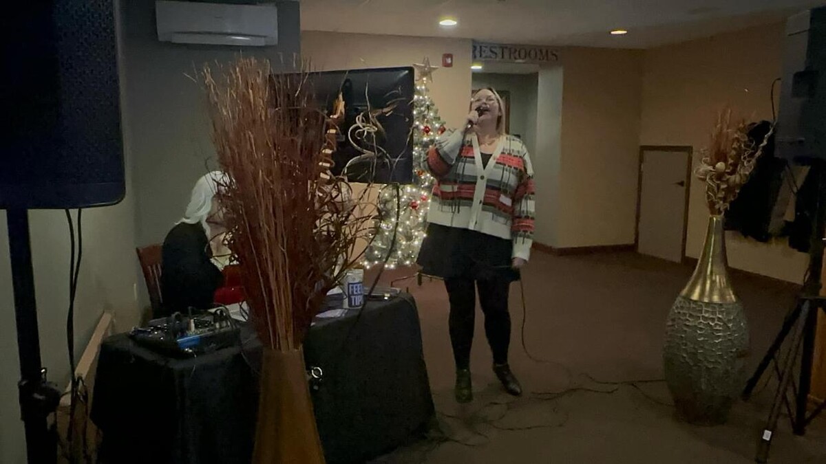 Images Century 21 Select Group, Lake Region of the Poconos