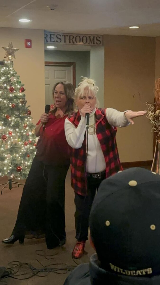 Images Century 21 Select Group, Lake Region of the Poconos