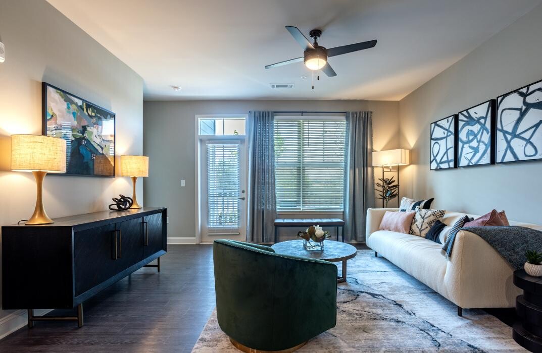 Images Argento at Kellswater Bridge Apartments