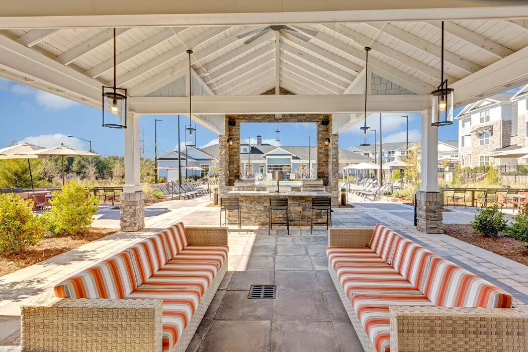 Images Argento at Kellswater Bridge Apartments