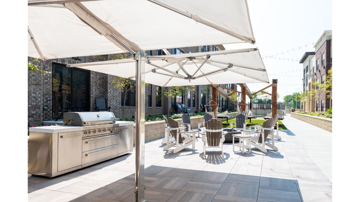 Images VER at Proscenium Apartments