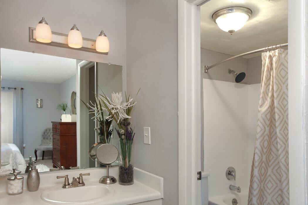 Images Mystic Bay Apartments