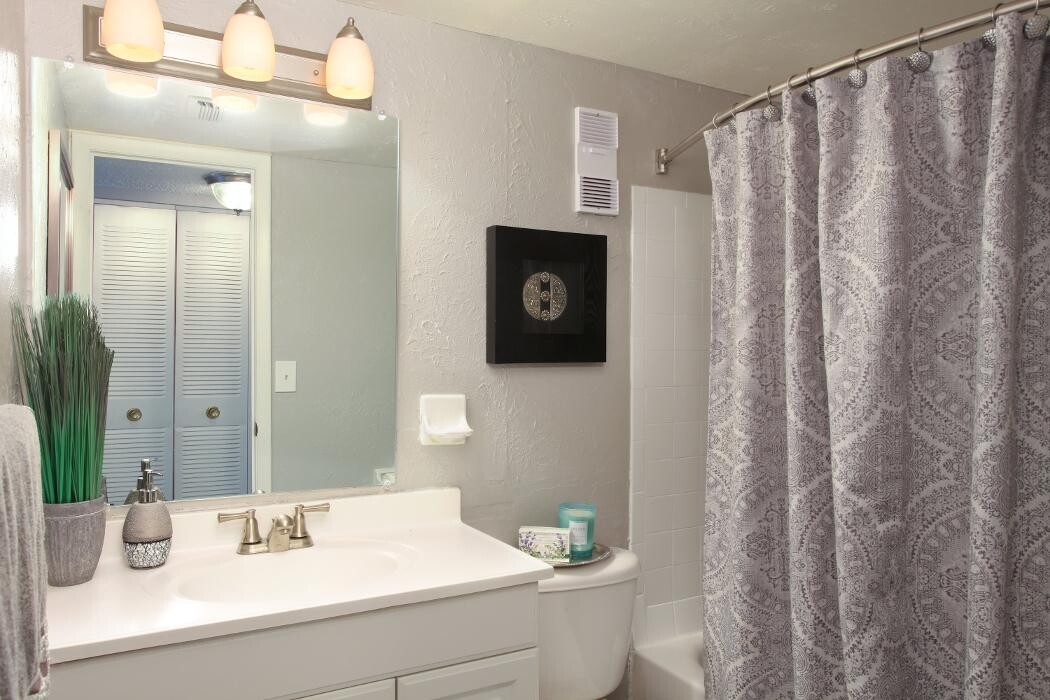 Images Mystic Bay Apartments