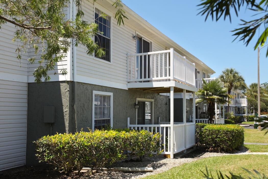 Images Mystic Bay Apartments